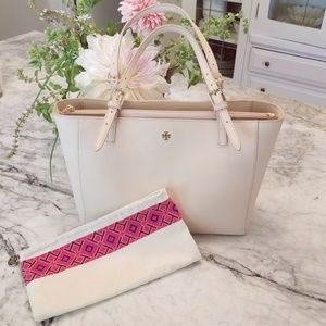 Tory Burch York Buckle tote in medium